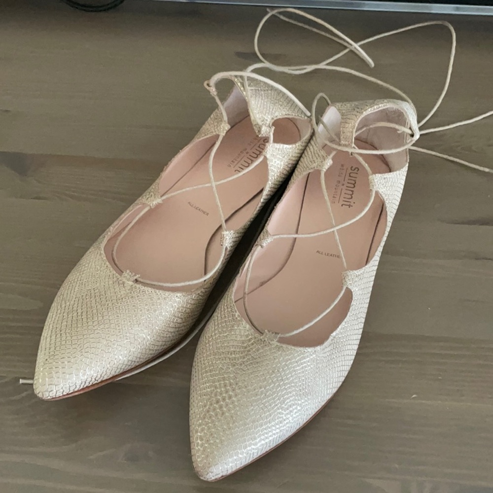 White mountain ballet flats